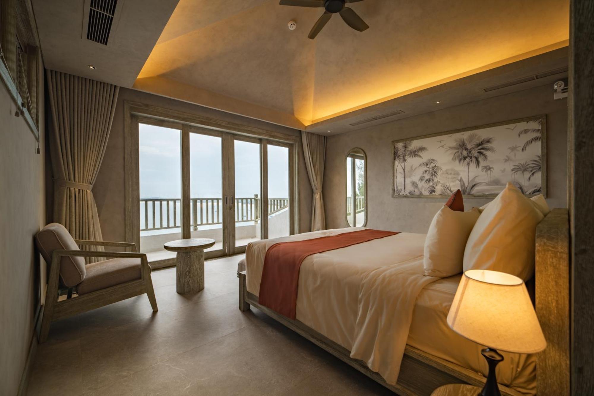 Crown Retreat Quy Nhon Resort Exteriör bild