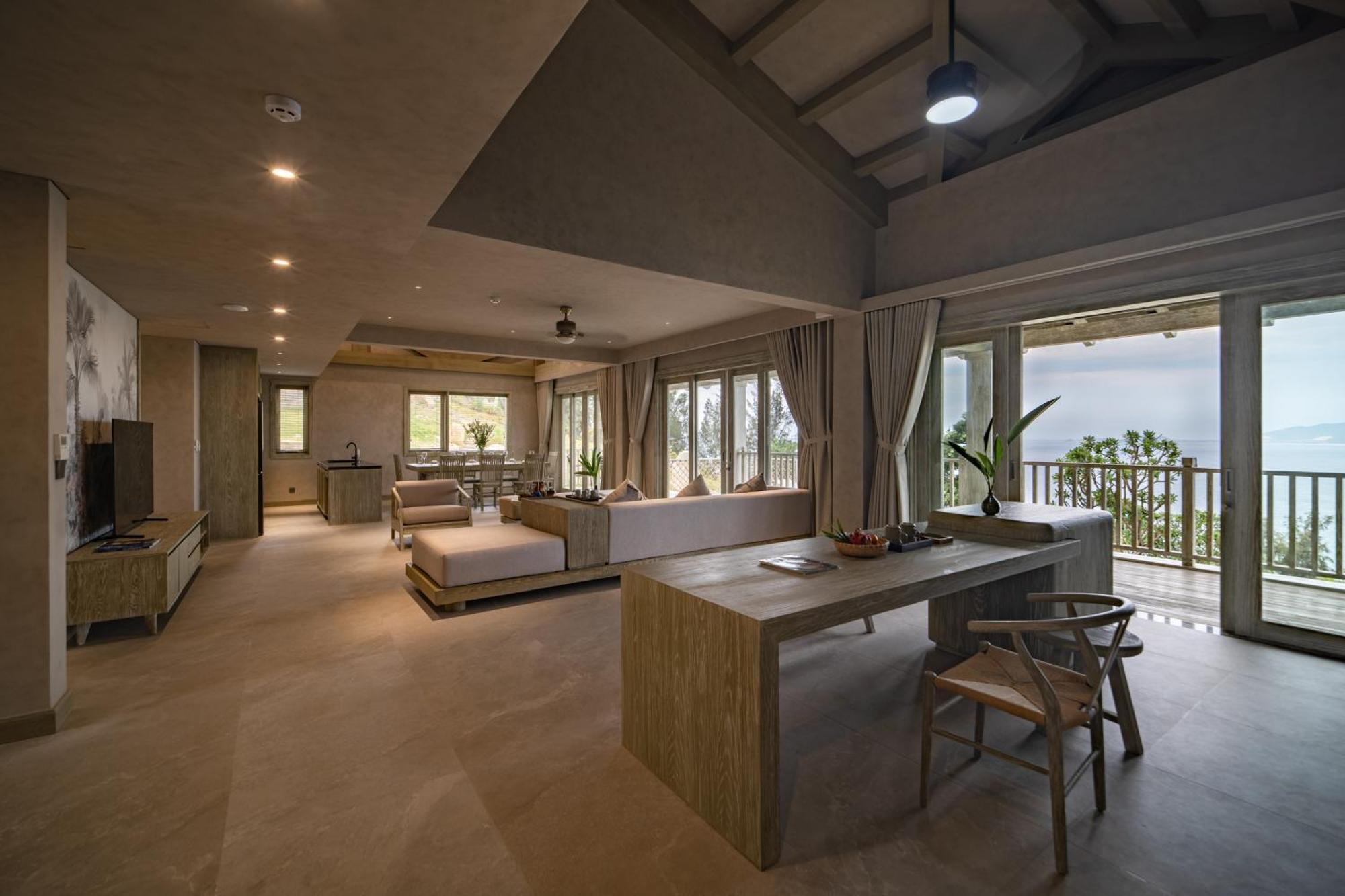 Crown Retreat Quy Nhon Resort Exteriör bild